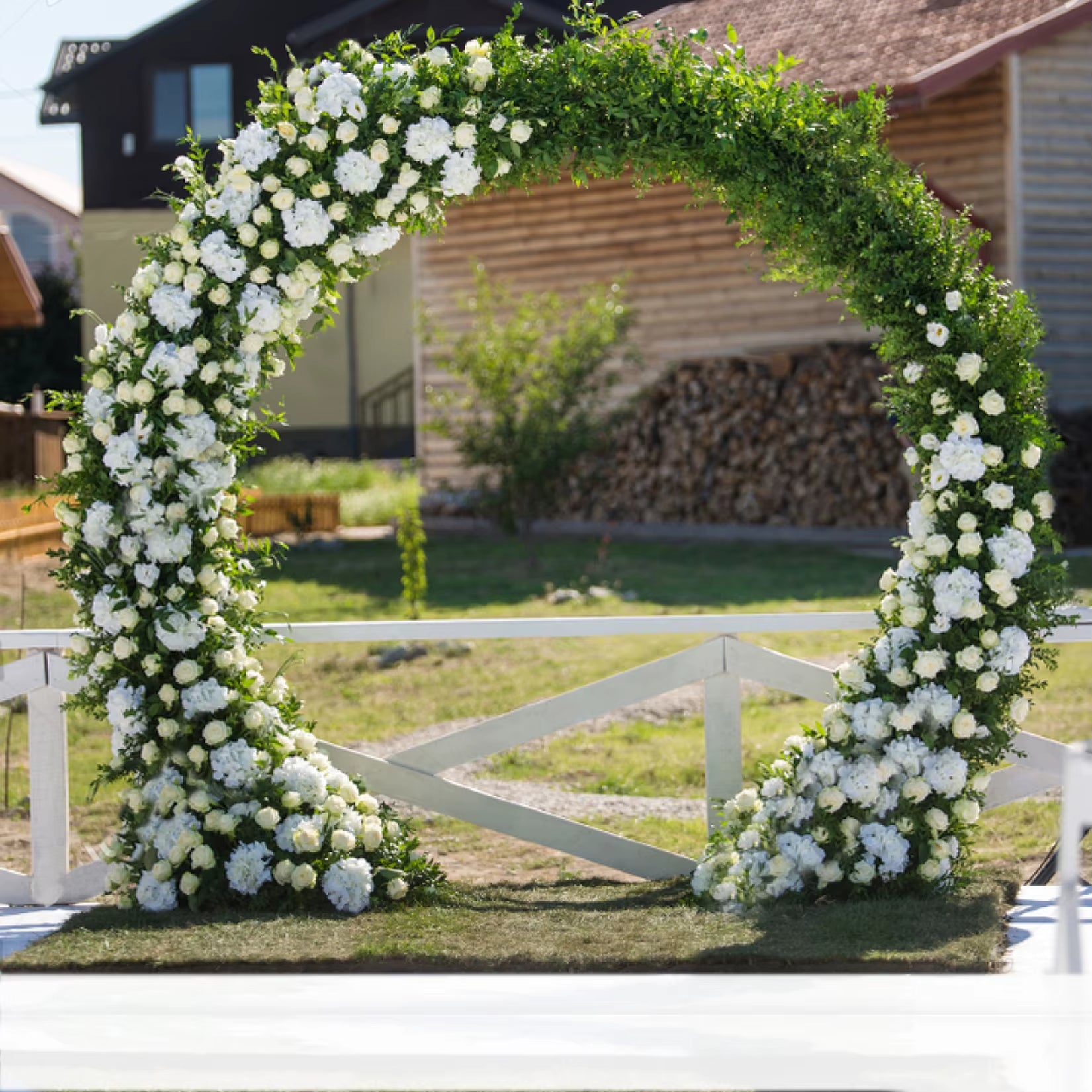 Elegant Large Round Metal Arch Backdrop Stand for Weddings - Perfect for Balloons and Flowers